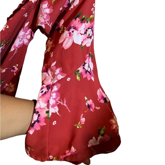 FOREVER 21+ Size 3X Floral Tie Off the Shoulder W/ Wide Sleeves GREAT CONDITION - Picture 5 of 5